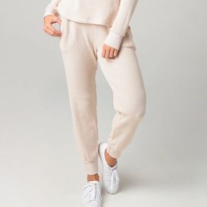 Velvet joggers. Size L